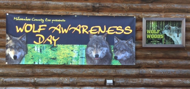 2015 Wolf Awareness Week Banner at the Milwaukee County Zoo.